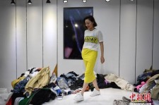 涉县兼职模特试衣服(兼职做试衣模特好吗)