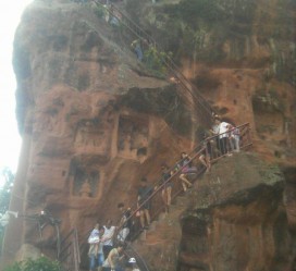 涉县乐山旅游攻略(乐山旅游攻略自由行路线推荐)