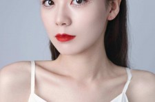 涉县兼职模特要打点模卡吗(兼职做模特要交钱拍模卡)
