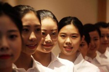 涉县私人伴游招聘 度假区万元月薪招“泳装伴游”