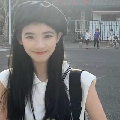 涉县商务伴游带客户去看海豚表演