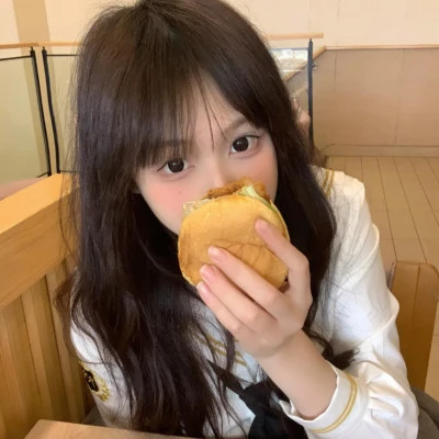 涉县伴游女生李心怡的资料