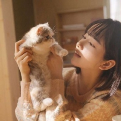涉县伴游女生邓珊珊的资料