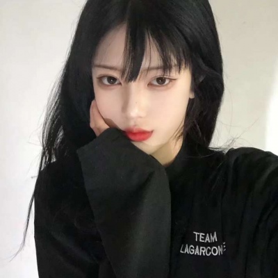 涉县伴游女生张黎嗳的资料