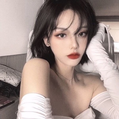 涉县伴游女生李幻极的资料