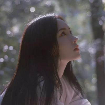 涉县伴游女生秦鹿鸣的资料