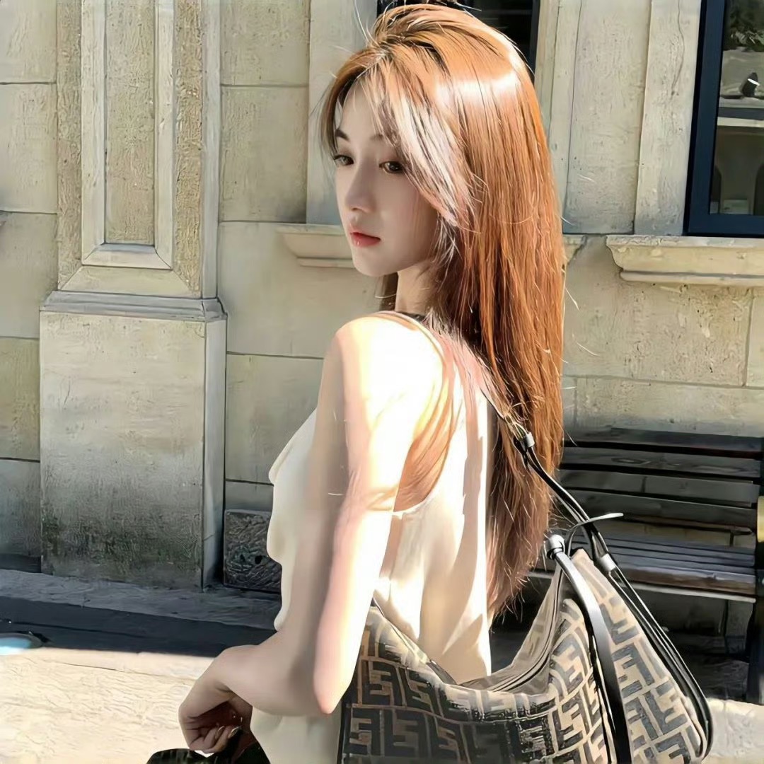 涉县伴游女生夏夏的资料