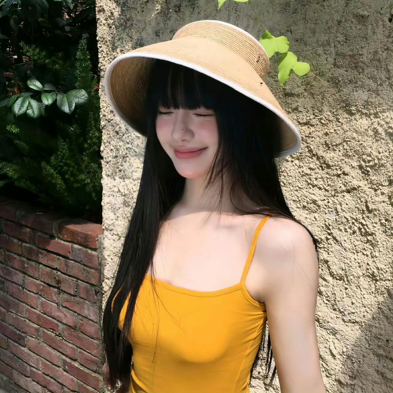 涉县伴游女生周丹的资料